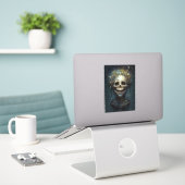 Creepy Skull Gothic Dark Fantasy Art Sticker (Laptop op bureau)