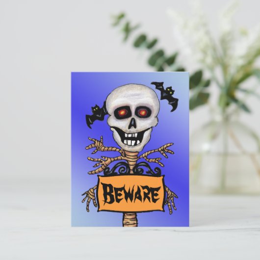 Creepy Skull Tree Beware Sign Bats Briefkaart (Staand voorkant)