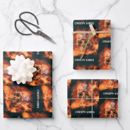 Creepy Vibes. Flaming skull in space Inpakpapier Vel