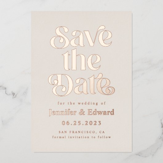 Crème Bewaar de datum Retro Typografie Folie Uitnodiging (Voorkant)