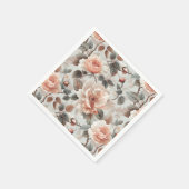 Crème bloemen met grijze bladeren op een lichtgrij servet (Hoek)