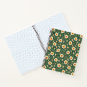 Crème Bloemen op Groen Notitieboek (Binnen)