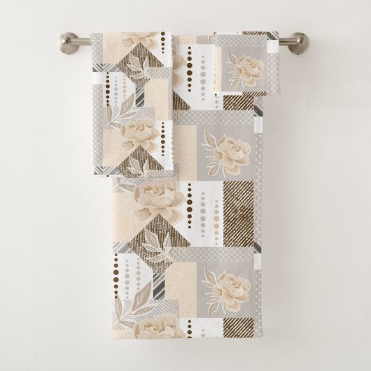 Crème bloemen op wit bad handdoek (Insitu)