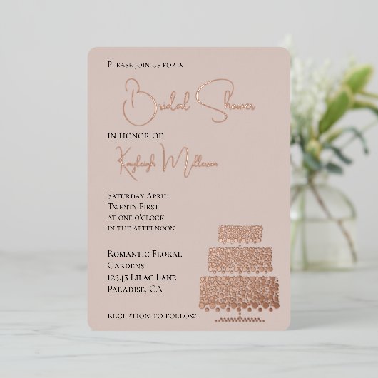 Crème Blush Glam Diamonds Cake Vrijgezellenfeest Folie Uitnodiging (Staand Voorkant)