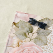 Crème Blush Roze Rozen Bloemige Bruiloftsdouche Strandlaken (In situ)
