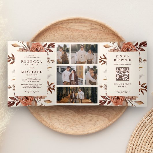 Crème en Terracotta Bloemencode QR Wedding Drieluik Uitnodiging