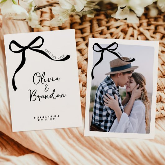 Crème en zwarte grillige hand getrokken auto save the date