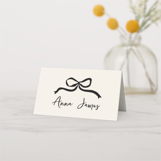 Crème en zwarte grillige hand getrokken boog plaatskaartje (Voorkant)