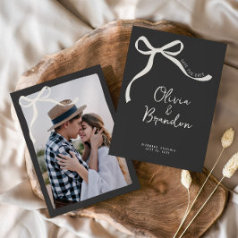 Crème en zwarte grillige hand getrokken boog save the date