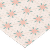 Crème, Perzik en Sage Green boho bloempatroon Tafelkleed (Gekanteld)