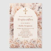 Crème perzik rozen bloemen boog Bevestiging Magnetische Uitnodiging (Voorkant)