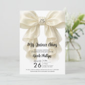 Crème Ruffle Cascade Bow Elegant Quinceañera Party Kaart (Staand voorkant)