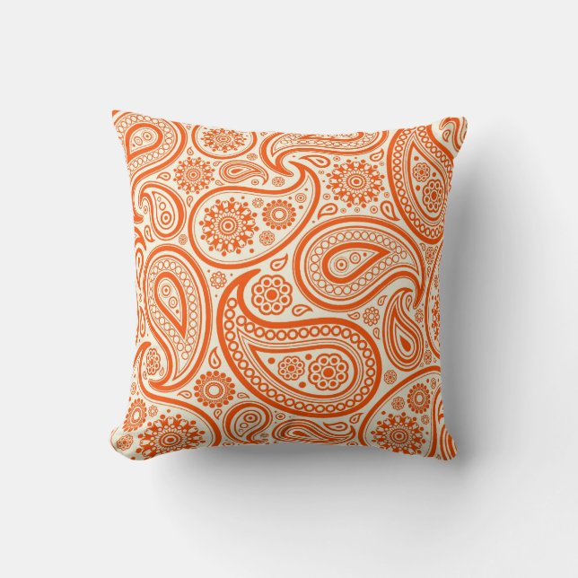 Crème & Scarlet Rood  Paisley Patroon Kussen (Voorkant)
