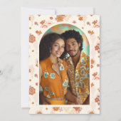 Crème Sinaasappel Groovy Retro Wildflower Vrijgeze Kaart (Achterkant)