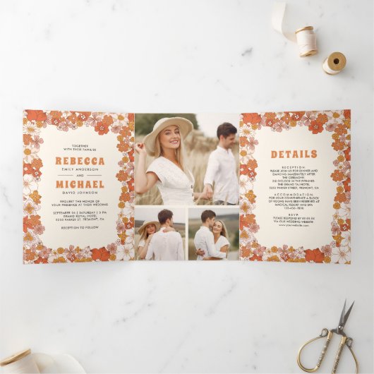 Crème Sinaasappel Groovy Retro Wildflower Wedding Drieluik Uitnodiging (Binnen)
