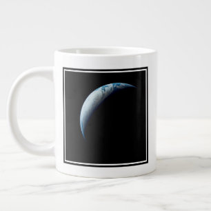 Crescent Earth genomen van de Apollo 4 missie. 2 Grote Koffiekop
