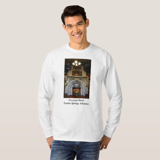 Crescent Hotel Fireplace T-shirt (Voorkant volledig)