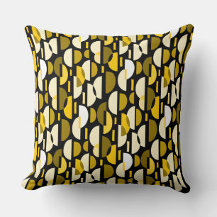 Crescent Pattern 010921 - Amber Kussen