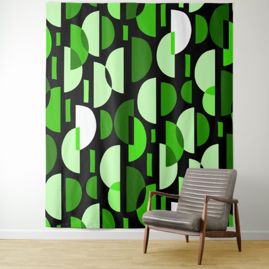 Crescent Pattern 010921 - Grass Green Wandkleed (In situ)