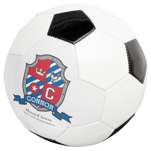 Crest letter C rode blauwe kroonhond Connor Voetbal (Drie kwart)