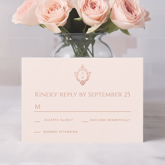 Crest Roos Gold Blush Elegant Monogram Bruiloft RSVP Kaartje