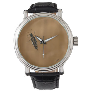 Cricket op de glazen polshorloge horloge