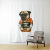 Criminally Cool Pug – Funny Mugshot Dog Design Wandkleed (In situ)