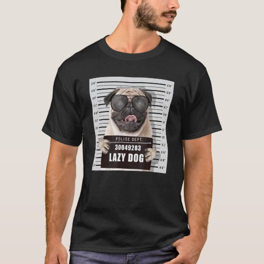 Criminele Hond Mug Shot Pug T-shirt (Voorkant)