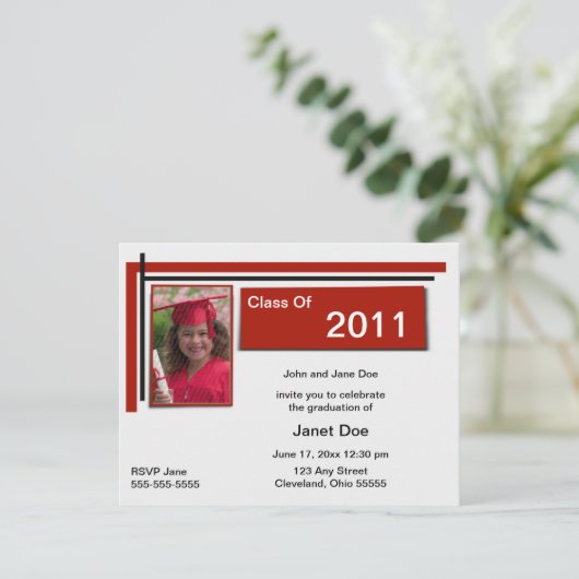 Crimson Afstuderen Foto Aankondiging (Staand voorkant)