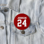 Crimson en Witte Atleet Naam Jersey Nummer Ronde Button 7,6 Cm<br><div class="desc">Vrolijk op je favoriete sportteam, football speler of show gewoon je schooltrots met een aangepaste gepersonaliseerde spirit knop! Voeg je schoolnaam toe of personaliseer met de naam van een speler en een jersey-nummer. Perfect voor football, basketbal, honkbal en voetbalwedstrijden! Creëer custom pinnen voor het hele team, cheerleaders, ouders en broers...</div>