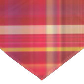 Crimson laat rood, geel en roze plakken achter tafelkleed (Gekanteld)