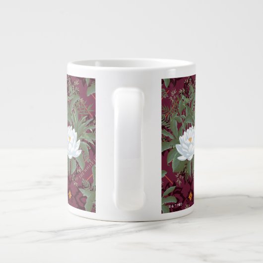 Crimson Lotus Elegance Patroon - De Witte Lotus Grote Koffiekop (Achterkant)