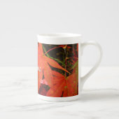 Crimson Maple Leaves - Gepersonaliseerd Porselein Kop (Rechts)
