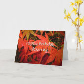 Crimson Maple Leaves - Gepersonaliseerde Verjaarda Kaart (Gele Bloem)