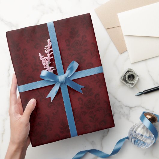Crimson Nocturne Bloom Victoriaans Cadeaupapier (Geschenken)
