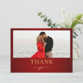 Crimson Red & Gold Minimalistische foto bruiloft Bedankkaart (Staand voorkant)