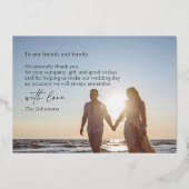 Crimson rood zwart foto bruiloft dank u goud folie uitnodiging (Achterkant)