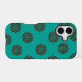 Crimson Scrolls - Bold Elegance iPhone 16 Hoesje (Achterkant horizontaal)