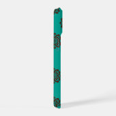 "Crimson Scrolls – Brute Elegantie" iPhone 15 Case (Rechterkant)