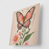 Crimson Serenade gepersonaliseerd Vierkante Klok (Hoek)