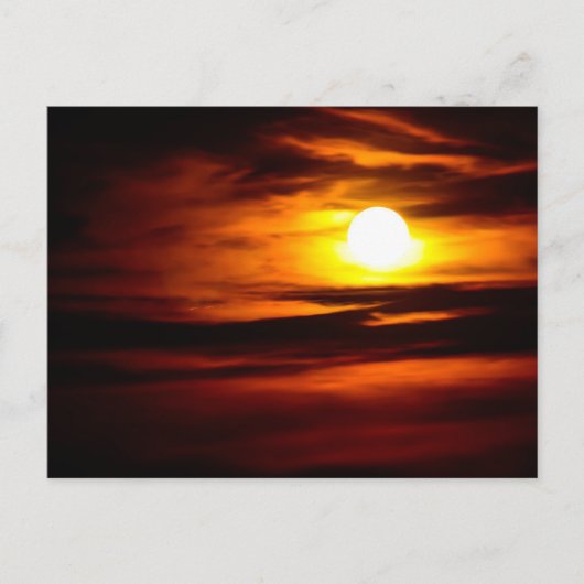 Crimson Sky bij zonsondergang Briefkaart (Voorkant)