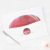 Crimson Spin - Een prachtige rode cricketbal Arti Ovale Sticker (Envelop)