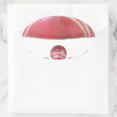 Crimson Spin - Een prachtige rode cricketbal Arti Ovale Sticker (Tas)