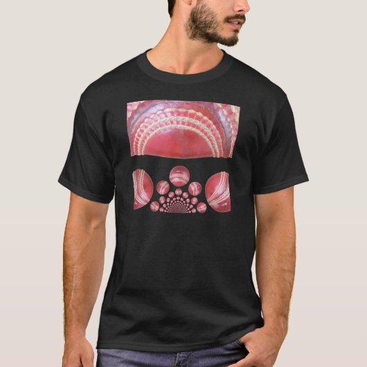 Crimson Spin - Een prachtige rode cricketbal Arti T-shirt (Voorkant)