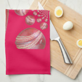 Crimson Spin - Een prachtige rode cricketbal Arti Theedoek (Quarter Fold)