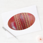 Crimson Stitch Focus: Close-up van het hart van Cr Ovale Sticker (Envelop)