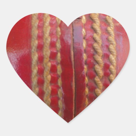 Crimson Stitch Focus: Close-up van het hart van Cr Sticker (Voorkant)