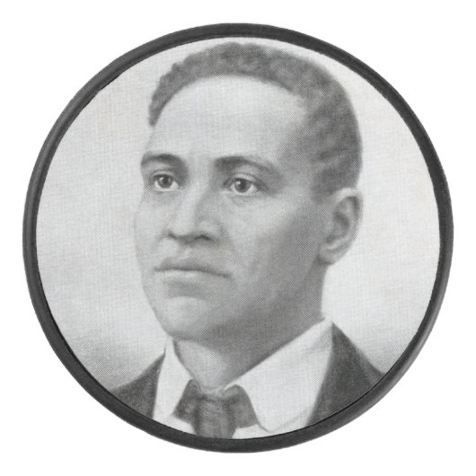 Crispus Attucks: Martelaar van de Amerikaanse Revo Hockey Puck (Voorkant)