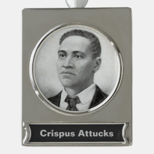 Crispus Attucks: Martelaar van de Amerikaanse Revo Verzilverd Banner Ornament