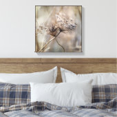 Crisscross Dried Queen Anne's Lace Neutral Colors Canvas Afdruk (Insitu (Slaapkamer))